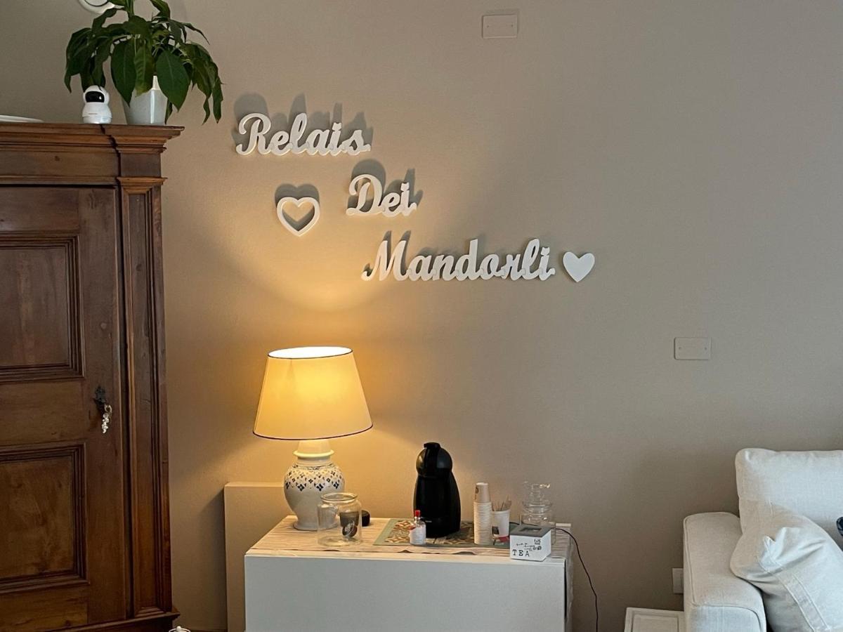 Relais Dei Mandorli Hotell Bergamo Exteriör bild